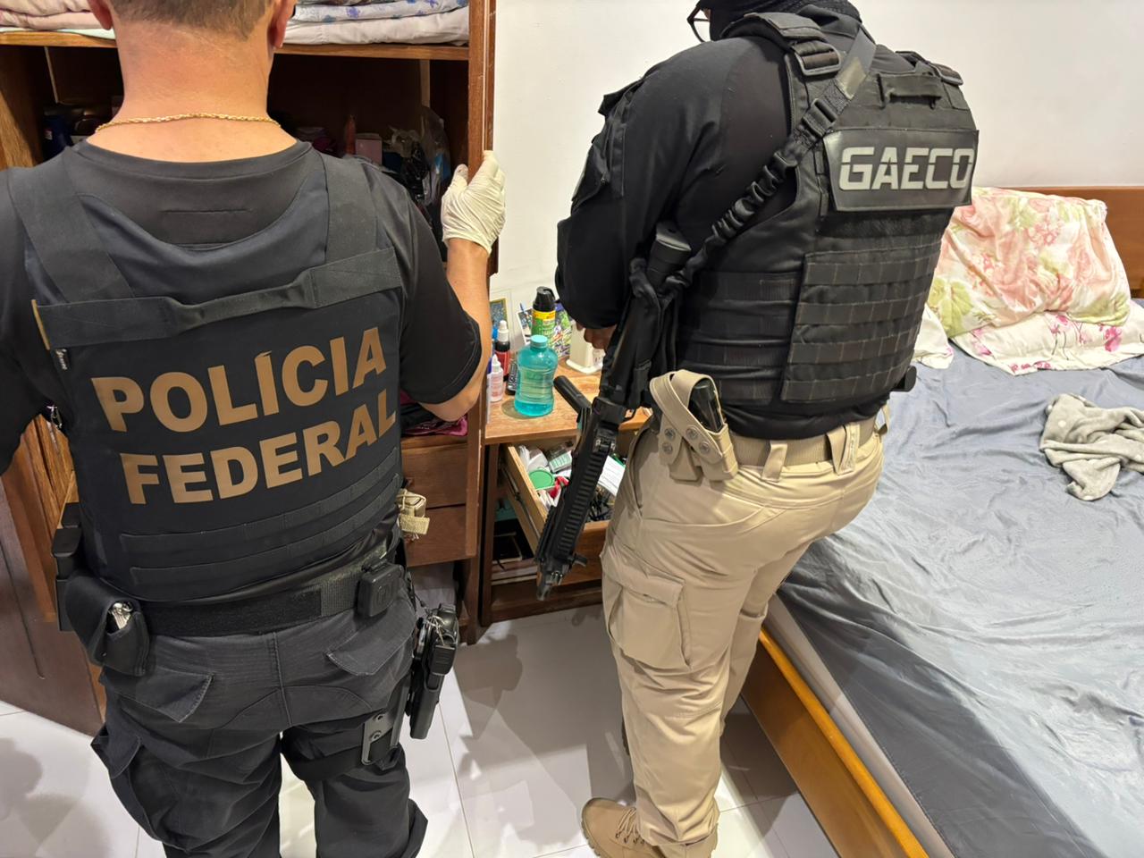 MP e PF cumprem mandados contra facção no extremo sul da Bahia