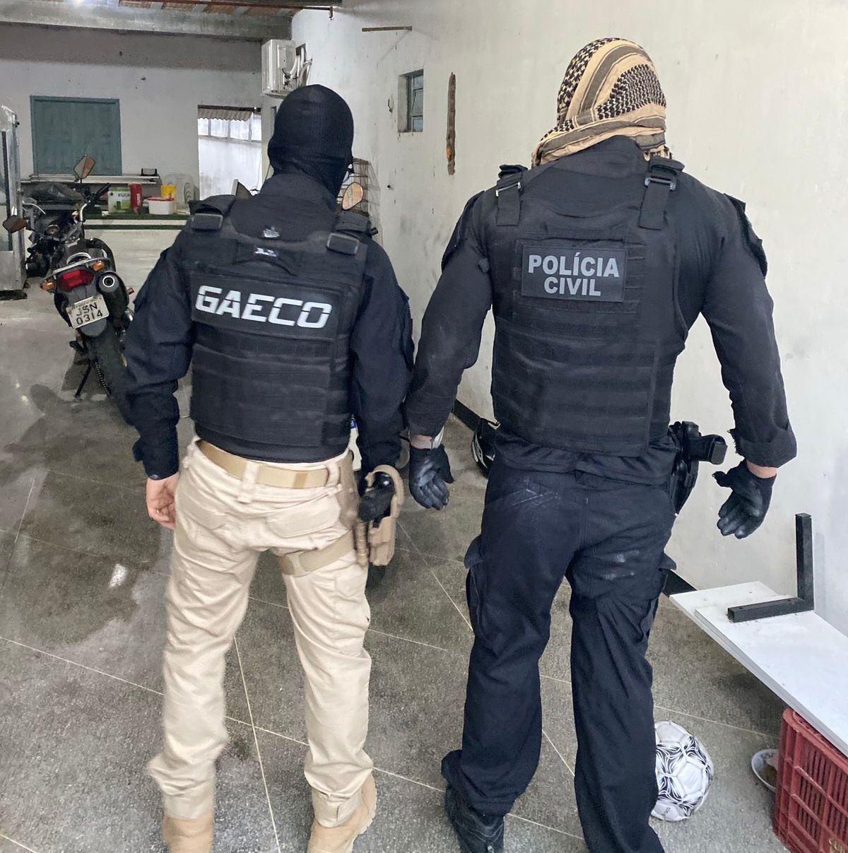 Investigação mira fornecimento ilegal de armas na Bahia